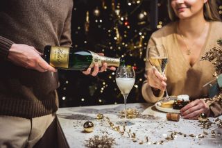 🎄Vianoce si zaslúžia to najlepšie.💫 Doprajte si chvíle pokoja, šťastia a oslávte najkrajšie sviatky v roku v spoločnosti...